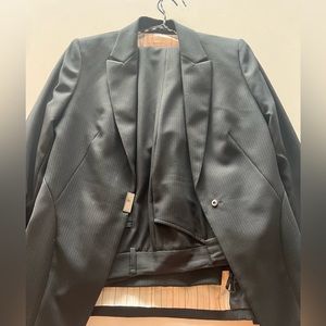 Tahari pantsuit, size 6.